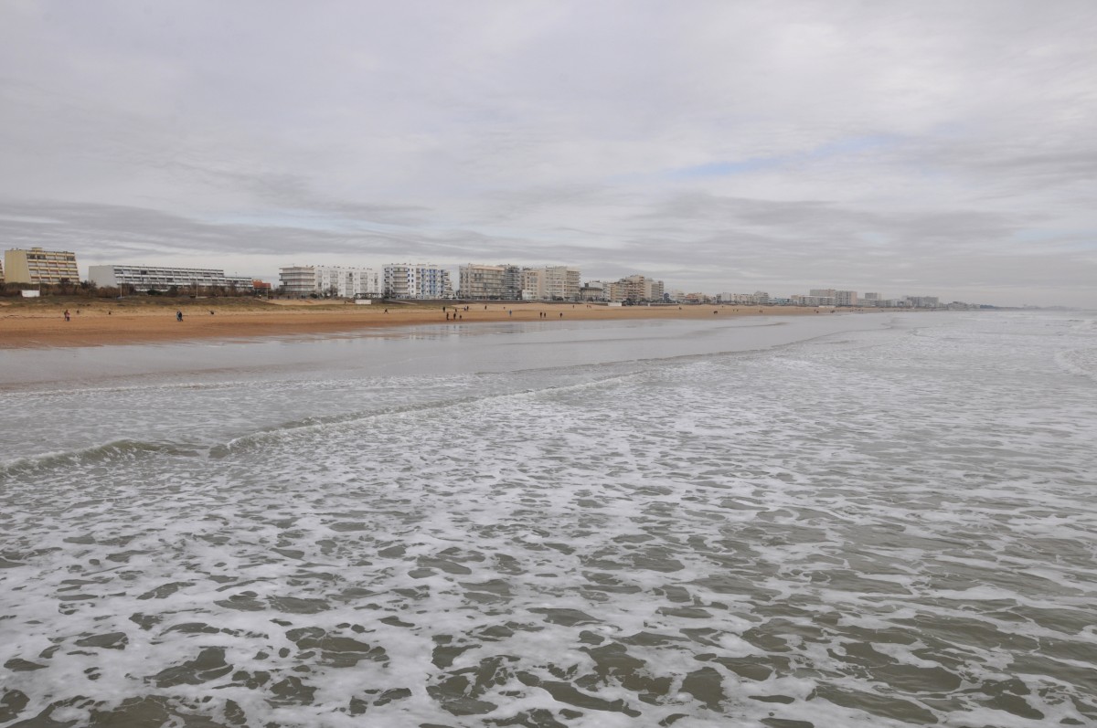 Plage vue depuis la mer